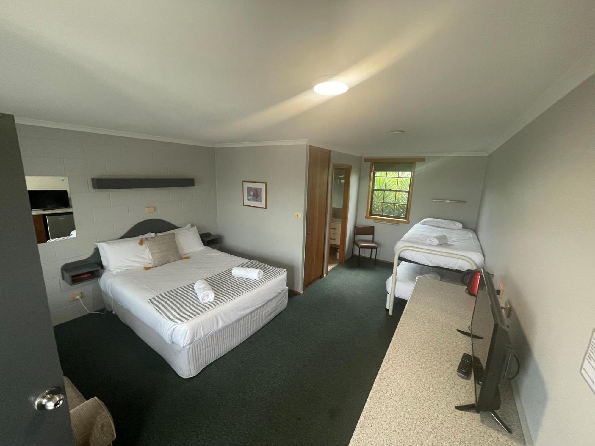 Bridport Bay Inn Kültér fotó